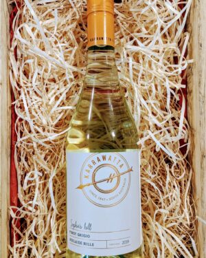 2019 Karrawatta Sophie's Hill Pinot Grigio
